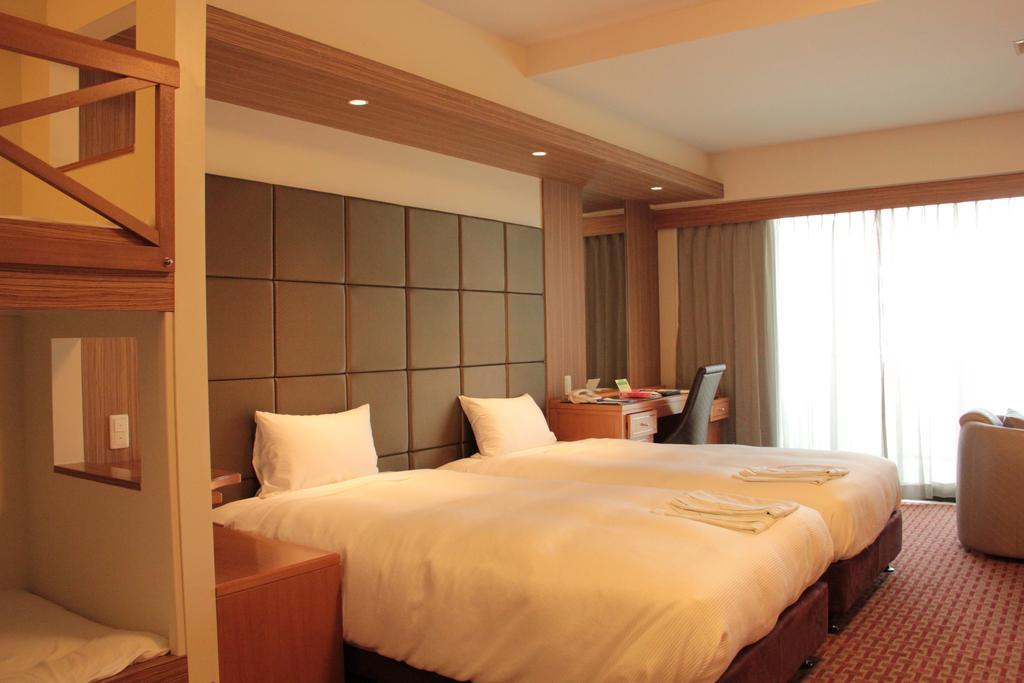 Okinawa Kariyushi Beach Resort Ocean Spa Onna Kültér fotó