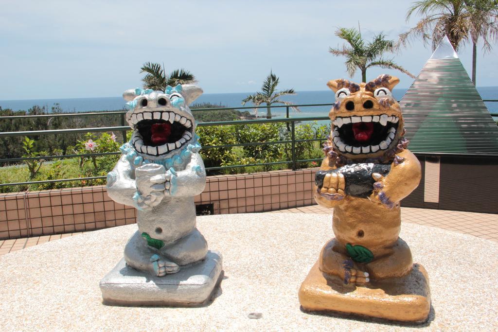 Okinawa Kariyushi Beach Resort Ocean Spa Onna Kültér fotó