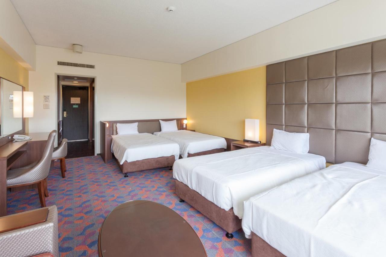 Okinawa Kariyushi Beach Resort Ocean Spa Onna Kültér fotó